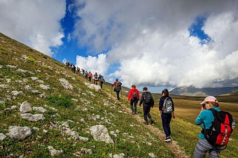 приток туристов в таджикистане вырос на треть, больше всего гостей из узбекистана и россии