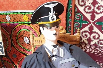 «Гитлер в юрте – это хорошо?»: как в Казахстане инсталляция на праздновании Наурыза вызвала шок и недоумение