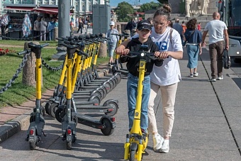 Власти Узбекистана планируют запретить управлять самокатами лицам младше 14 лет (проект решения)