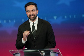 нью-йорк впервые возглавит мусульманин: зохран мамдани стал «худшим кошмаром» трампа 