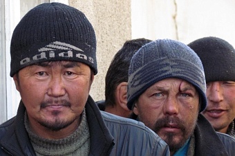 в  бишкеке начали работать временные приюты для лиц без определенного места жительства