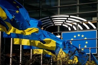 Пустые чемоданы Киева: украинский лохотрон тестируют на Центральной Азии