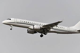 в поездках по странам центральной азии кэмерон взял в аренду роскошный самолет стоимостью 42 млн фунтов стерлингов - the guardian