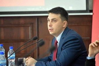 Беседы с Бердаковым: о том, сколько стоит напоить водой Центральную Азию (необходимо $ 100 млрд) и почему все продолжат говорить на русском языке (часть 2)