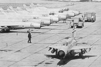 117 советских истребителей выставили на торги в казахстане