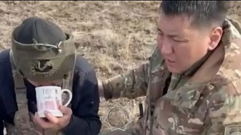 пастух, выживший в степи с переломом ноги, был спасён в казахстане спустя 5 дней