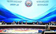 иллюзии старого мира: шос проигрывает медийную войну, но выигрывает будущее