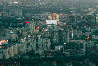 до 30 тепла и лишь местами дожди в казахстане в понедельник, 19 мая 2025