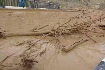 угроза схода селевых потоков сохраняется в таджикистане