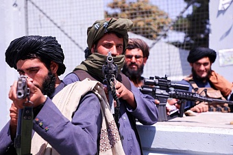 «Новая стратегия США подразумевает попытку частичного военного возвращения в Афганистан»