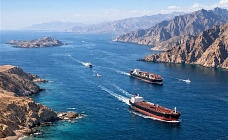 Блокада Ормуза и нефть дороже $100: хроника войны на Ближнем Востоке (14 апреля 2026)