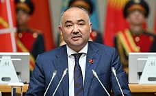 председатель кыргызского парламента добровольно ушел в отставку 