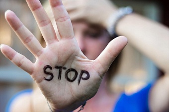 наказывать за примирение между насильником и женщиной предлагают в кыргызстане