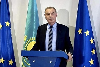 визит устрашения: посланник евросоюза вновь собирается в казахстан