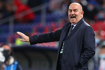 Не подружился с казахским языком и националистами: как «главного футболиста» Станислава Черчесова попросили уйти в отставку