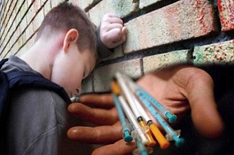 в правительстве киргизии решали, как побороть  «аптечную» наркоманию среди детей и подростков