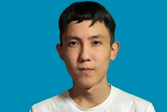 выпускник из казахстана набрал 140 баллов на ент и получил квартиру в подарок