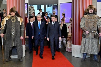 Многовекторность с радиоактивным душком: какую АЭС построит Макрон Токаеву