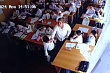 «Выползла из пещеры»: учительница избила школьника за разговор на русском языке, считая, что в ее стране говорить надо только на узбекском