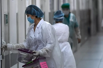 президент кыргызстана подписал указ о повышении зарплат медикам: у кого и насколько они вырастут