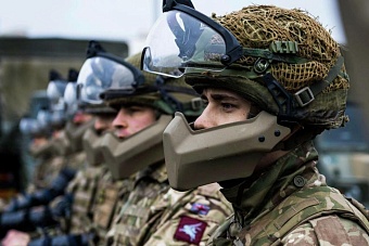 Как британский пехотинец может развязать ядерную войну в Центральной Азии. Часть 1