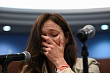 жертва эпштейна из узбекистана впервые публично рассказала о насилии на слушаниях во флориде