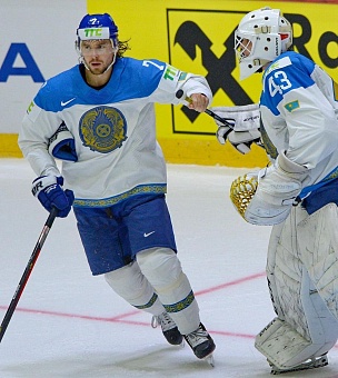Русского хоккеиста, выступавшего за Казахстан, обвинили в предательстве