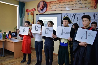 Книксен радикалам: кому нужна Киргизия без русского языка?