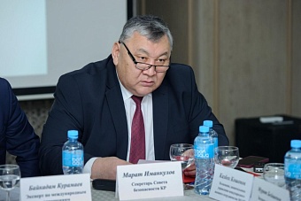 Секретарь Совбеза Кыргызстана: «До 20 тыс. боевиков вливаются в сирийские структуры, часть из них ориентирована на дестабилизацию в Китае»