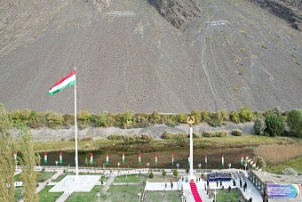 «Цветная революция» под черным флагом: как вооруженные Западом радикалы будут раскачивать Таджикистан