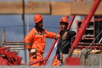 мигранты обеспечивают до четверти экономики москвы — исследование вшэ