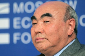 екатеринбург посетит первый президент кыргызстана аскар акаев