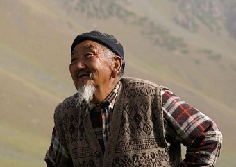 в кыргызстане предлагают открывать «детские сады» для стариков