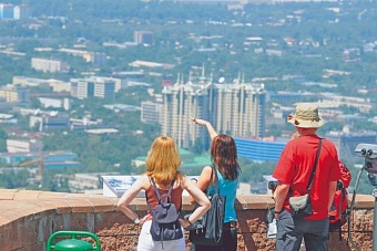 в 2023 году число посещающих казахстан россиян увеличилось на 12%