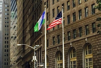 Открытость по-ташкентски: зачем Узбекистан подключается к канализации сырьевой экономики