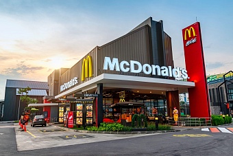в казахстане рестораны mcdonald's возобновили работу под новым брендом