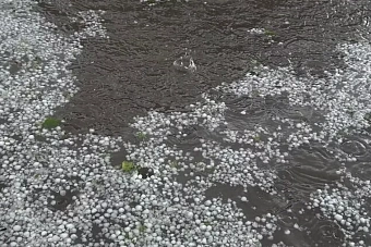 дожди и град придут в казахстан: погода в понедельник, 13 мая 2024