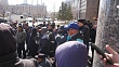 В казахстанском Жанаозене начали задерживать тех, кто поддержал бастующих нефтяников