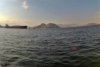 ирак и оман приостановили нефтяные отгрузки после инцидентов в персидском заливе