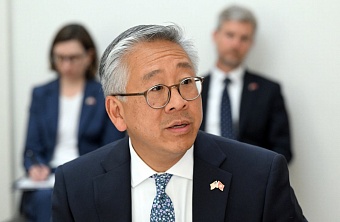 Экспортер войны: что Дональд Лу везет в Таджикистан