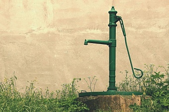 у жителей казахстанского балхаша четвертые сутки нет воды