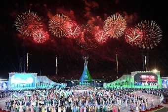 Салют в честь 80-летия Великой Победы в Ташкенте и другие мероприятия в День Памяти и Почестей 9 мая 2025 года