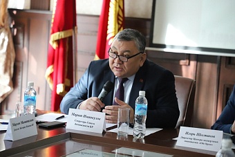 Секретарь Совбеза Кыргызстана: «За Киевом стоит практически коллективный Запад – не официально их военные легионы участвуют в боевых действиях на стороне СВУ»