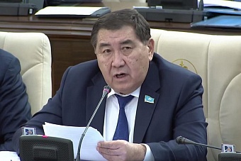 Депутат Бапи: Казахстану нужен свой музей оружия, а не филиал российского