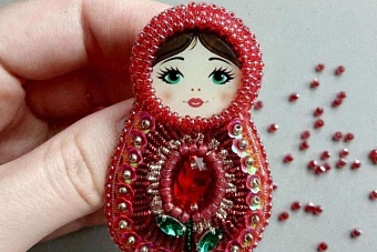 в таджикистане учились шить брошки-матрешки (видео)