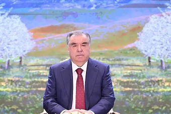 Президент Таджикистана раскритиковал частые поездки в хадж