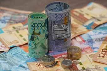 сми: объем денежных переводов из россии в казахстан вырос вчетверо, в узбекистан — на 57%