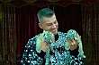 российский цирк подарил туркменским коллегам двух новорожденных тигрят