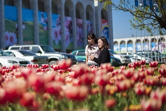 весенний день: погода в странах центральной азии в четверг, 11 апреля 2024