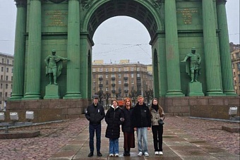 юные казахстанцы встретились с жителями и защитниками блокадного ленинграда 